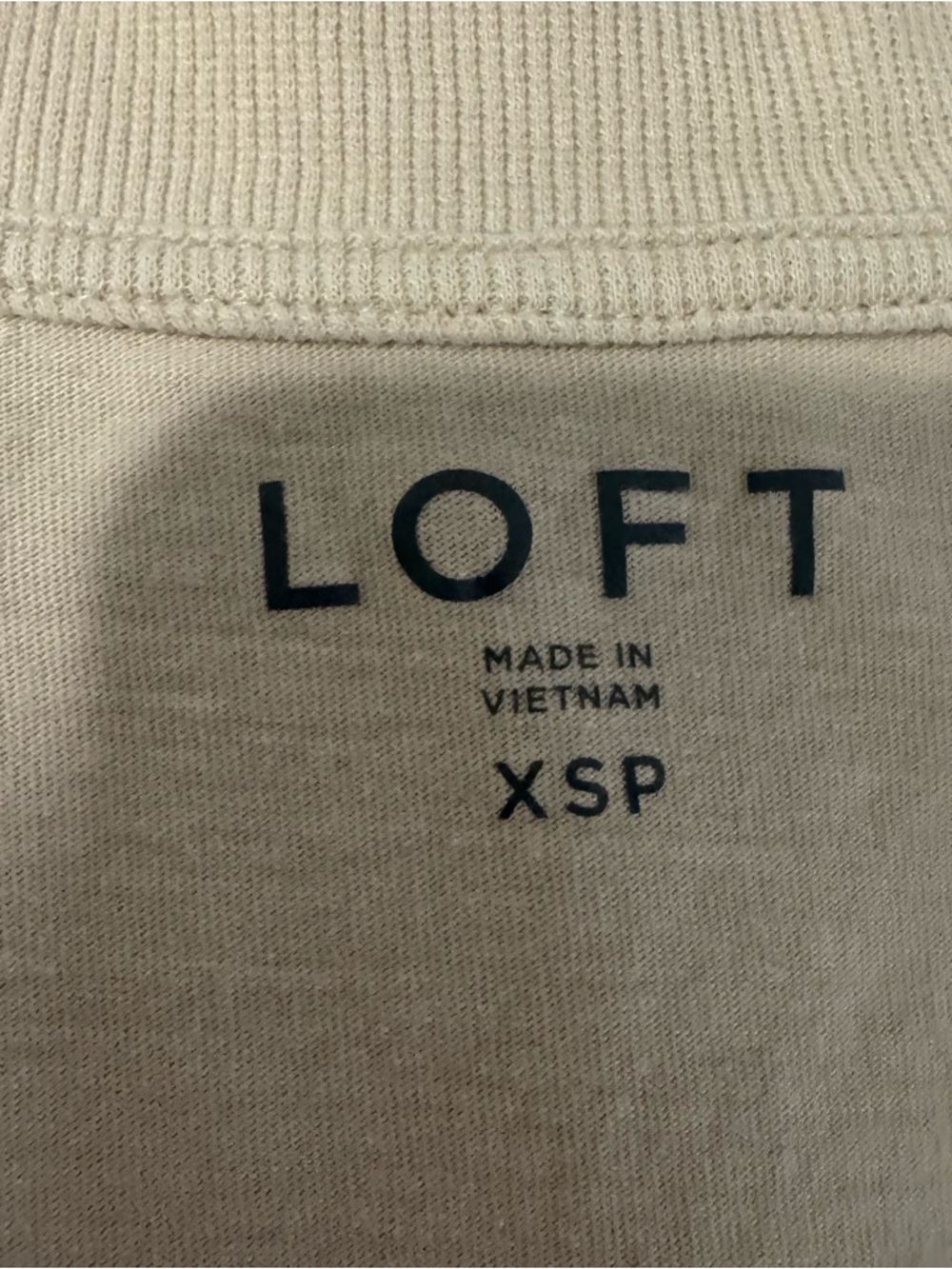 LOFT T-Shirt - Picture 3 of 4